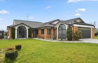 1 Leander Place, Flagstaff