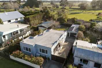 41 Batten Grove, The Pines Beach