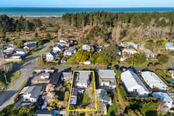 41 Batten Grove, The Pines Beach