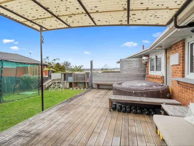 32 Chatsworth Crescent, Pakuranga Heights