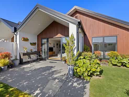 5 Earhart Lane, Wigram