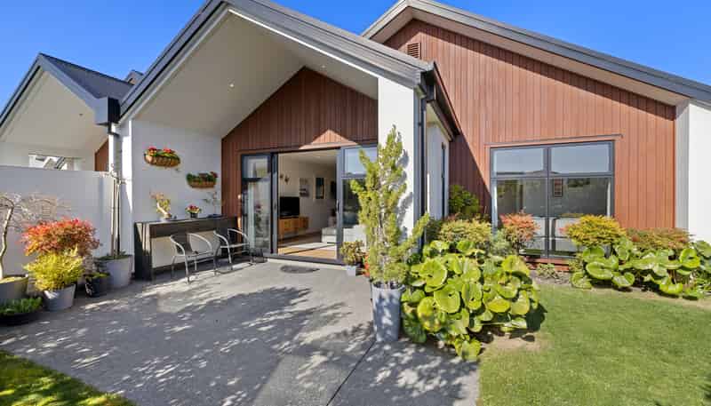 5 Earhart Lane, Wigram
