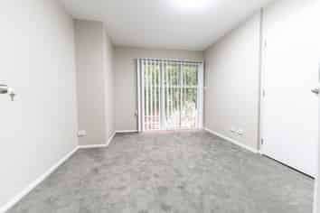 2/325 Mount Albert Road, Mount Roskill