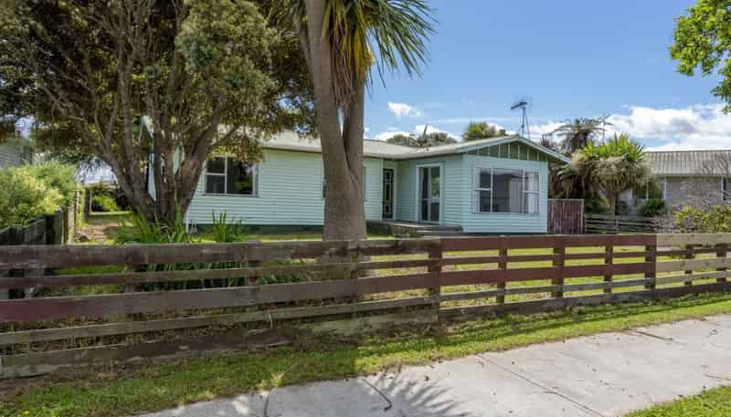 23 Stirling Street, Levin