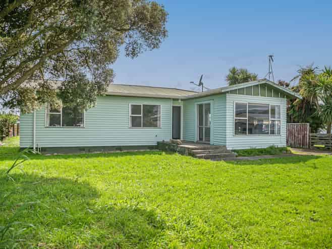 23 Stirling Street, Levin
