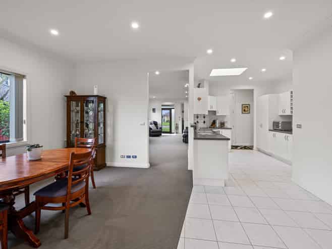 103 Northwood Avenue, Mahora