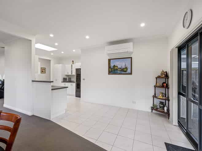 103 Northwood Avenue, Mahora