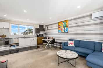 25B Omar Street, Khandallah