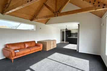24 Old Station Av, Wanaka