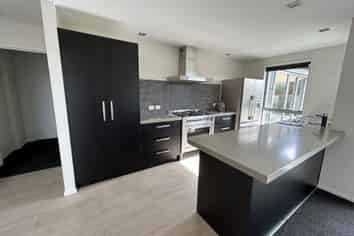 24 Old Station Av, Wanaka