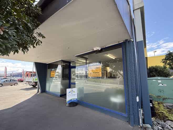 Versatile office opportunity in central Richmond