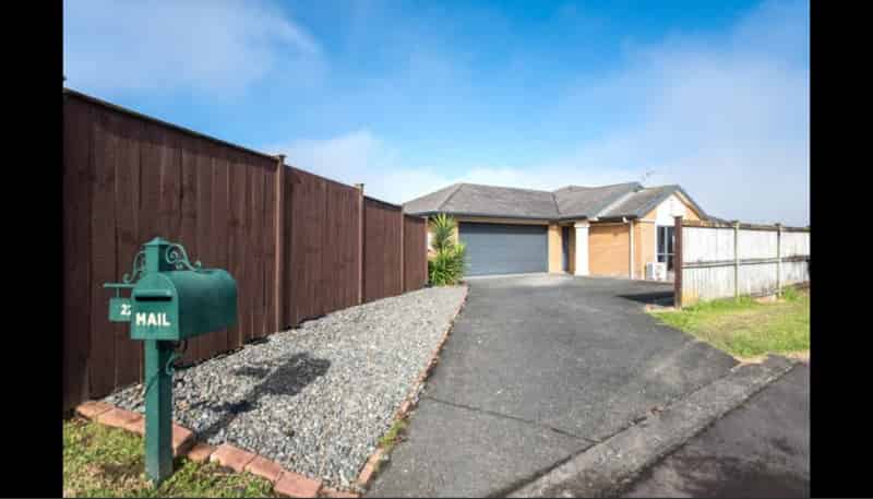 22 Ashmere Lane, Weymouth