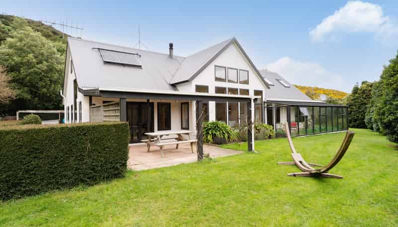 18 Poulters Road, Leith Valley