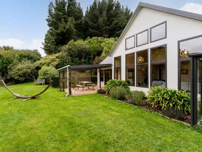 18 Poulters Road, Leith Valley