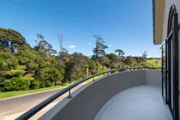7 Emerald Way, Rosedale