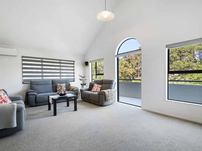 7 Emerald Way, Rosedale