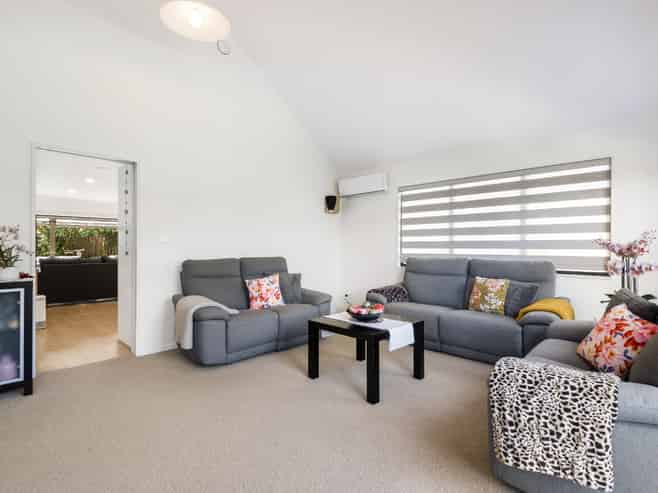 7 Emerald Way, Rosedale