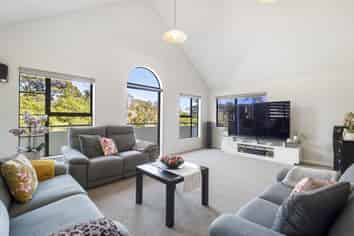 7 Emerald Way, Rosedale