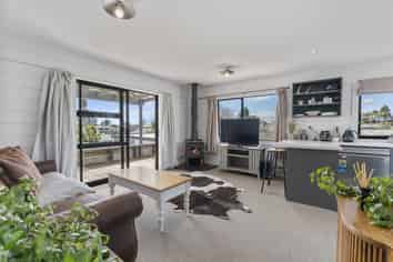 2/56 Terence Street, Tauhara
