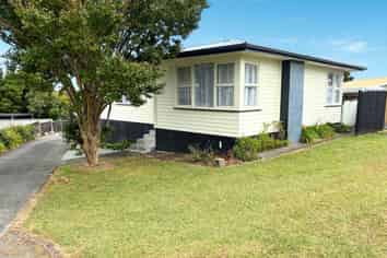 38 West View Crescent, Onerahi