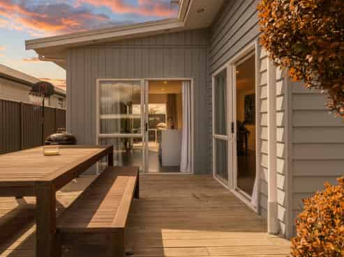 34 Arbuckle Road, Frimley