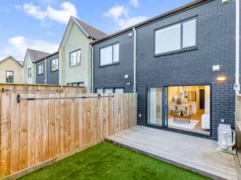 20/125B Metcalfe Road, Ranui