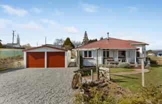 8 Garden Street, Lumsden