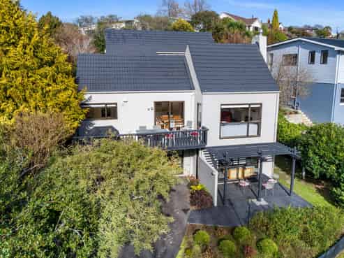 36 Pioneer Crescent, Helensburgh