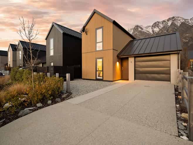 9 Mulholland Drive, Jacks Point