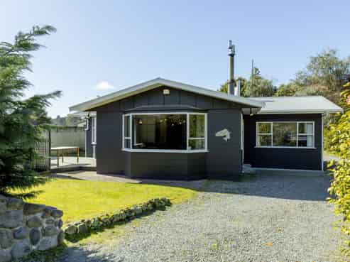 39 Te Herekiekie Street, Turangi