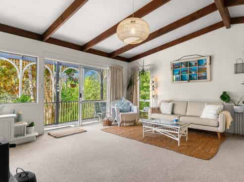 12 Whangarei Heads Road, Onerahi