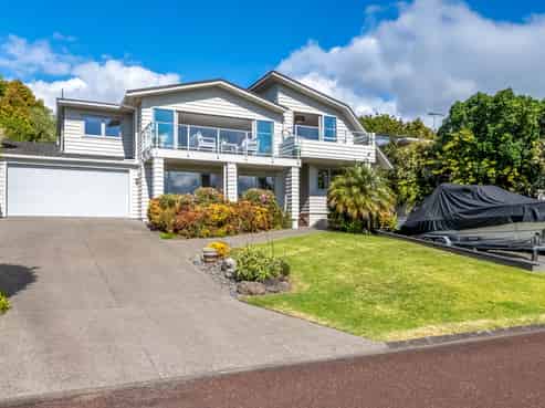 25 Endymion Place, Half Moon Bay