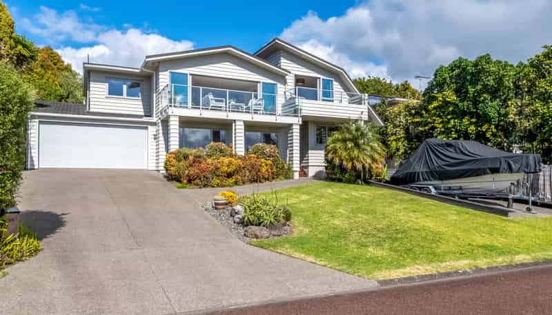 25 Endymion Place, Half Moon Bay