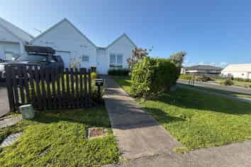 36 Taikura Avenue, Red Beach