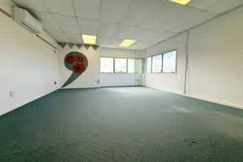 Versatile Westgate Industrial Unit | 182 m2