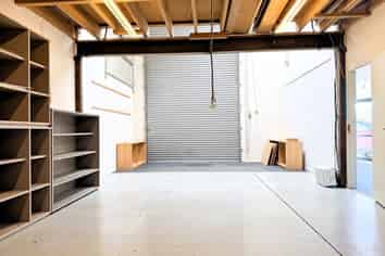 Versatile Westgate Industrial Unit | 182 m2