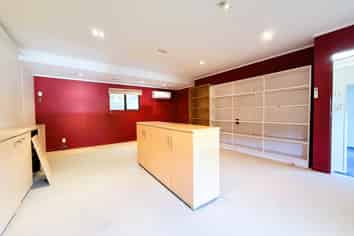 Versatile Westgate Industrial Unit | 182 m2