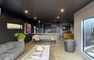 12a St Hill Lane, Havelock North