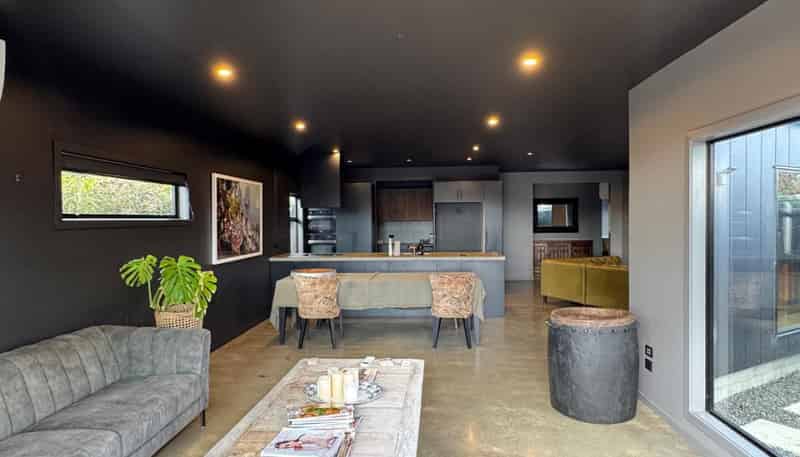 12a St Hill Lane, Havelock North