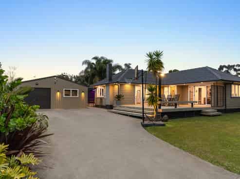 4 Holman Road, Te Atatu Peninsula