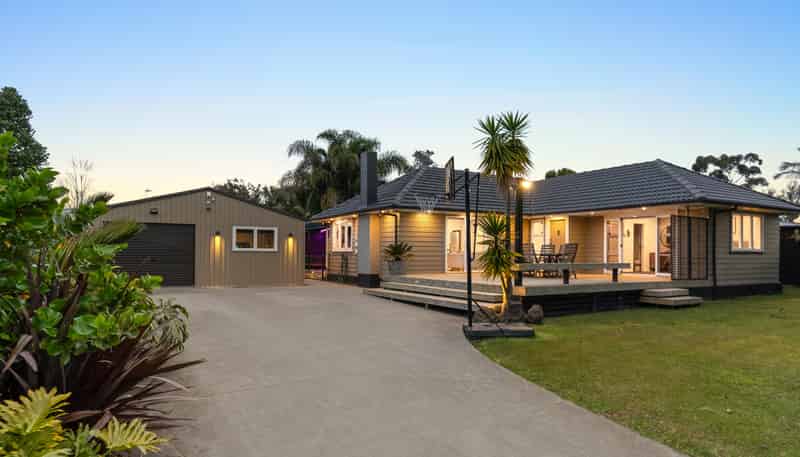 4 Holman Road, Te Atatu Peninsula