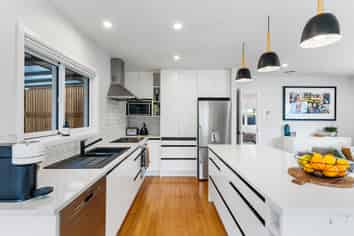 4 Holman Road, Te Atatu Peninsula