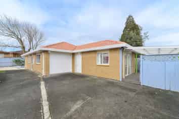 12B Howell Crescent, Mount Roskill