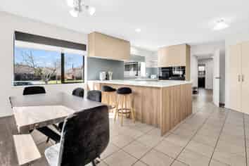 13 Raphael Close, Rolleston