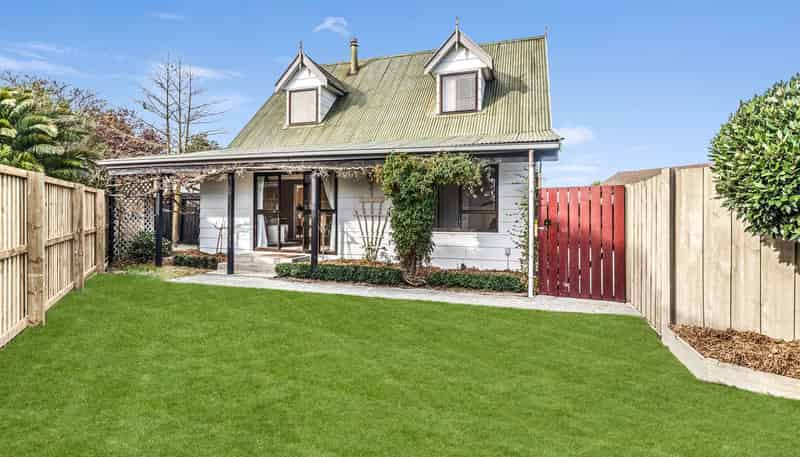 16 John Street, Rolleston