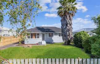 14 Tairere Crescent, Rosehill