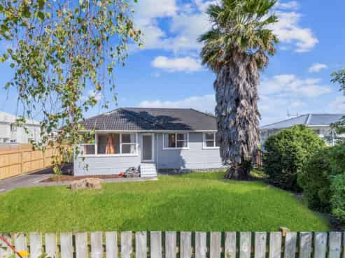 14 Tairere Crescent, Rosehill