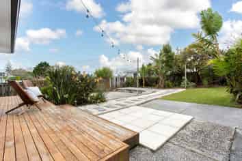 25 Trojan Crescent, New Lynn