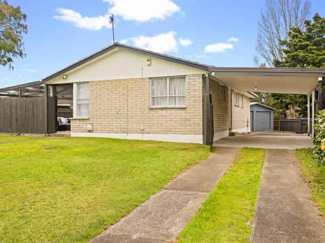 7 Chibnall Place, Conifer Grove