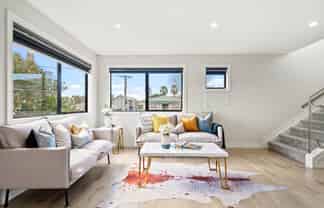 1/8 Knight Avenue, Mount Albert